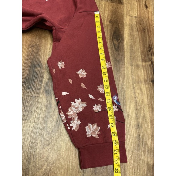 4X Disney Princess Mulan Embroidered Floral Crewneck Sweatshirt Red - Picture 7 of 9